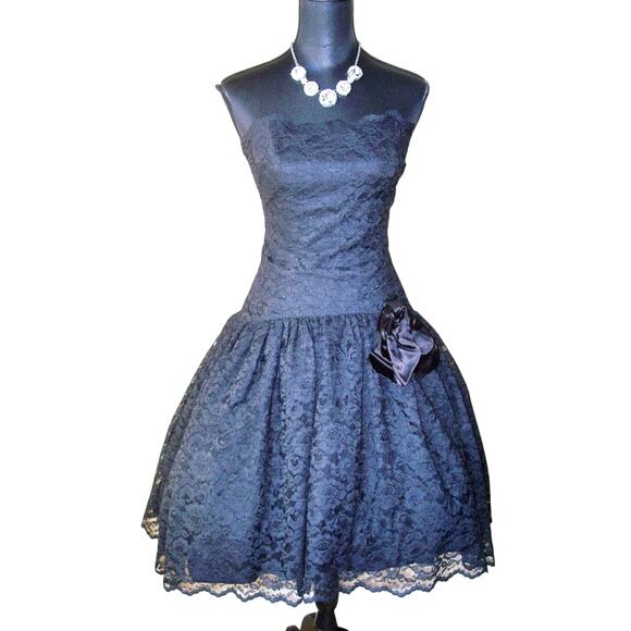 Vintage 1980s Midnight Glow Strapless Black Lace Full Skirt Party Dress Size 12 - Picture 3 of 6